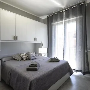 Free Parking - 5 Stelle Elegante A 100 Mt Dal Mare Pietra Ligure